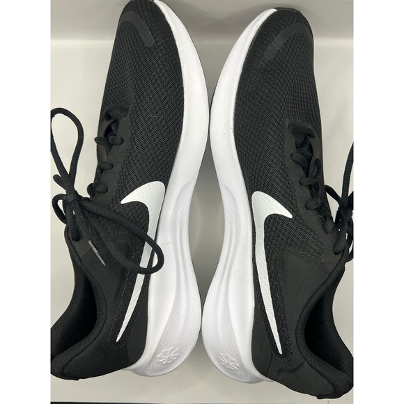 Nike Revolution 6 Men's Running Shoes Sz 11.5 Black White Comfort FB2207-001 - Picture 5 of 9